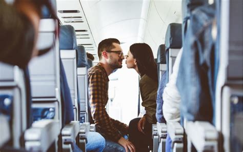 airport dating love at first flight